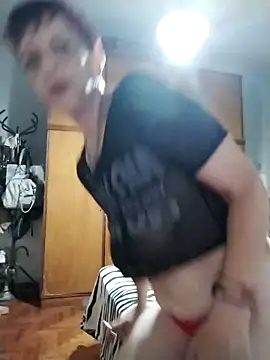 Juguetonafogosa5 online show from February 2, 2026, 4:11 am