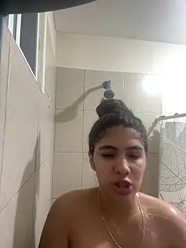 Snapshot of diosa_sofia19 chatting on May 23, 2026, 3:34 am diosa sofia19 online show from May 23, 2026, 3:34 am