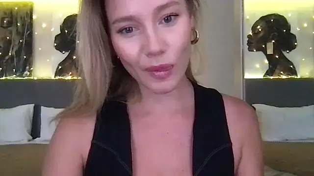 Stella muse online show from January 12, 2026, 2:28 am