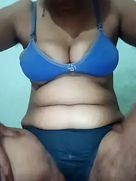 sexyqueen558 online show from February 12, 2026, 11:44 pm