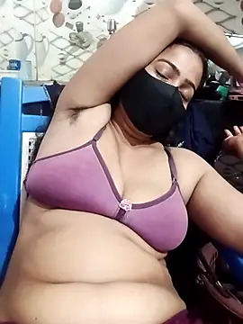 sexyqueen558 online show from March 18, 2026, 11:30 pm