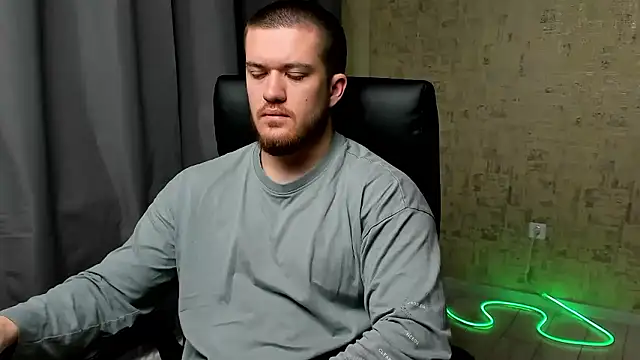 Snapshot of Well_boy chatting on January 13, 2026, 6:29 am Well boy online show from January 13, 2026, 6:29 am