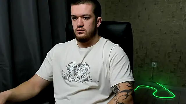 Snapshot of Well_boy chatting on January 17, 2026, 7:46 am Well boy online show from January 17, 2026, 7:46 am