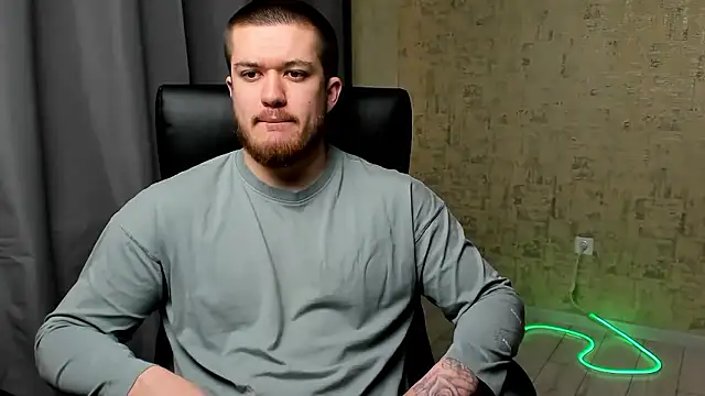 Snapshot of Well_boy chatting on January 18, 2026, 1:04 pm Well boy online show from January 18, 2026, 1:04 pm