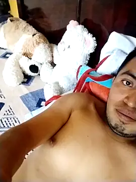 luissfert7y5 online show from April 5, 2026, 11:02 pm