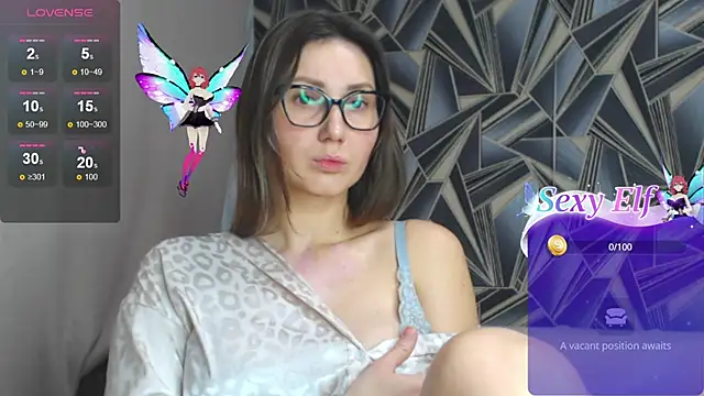 Snapshot of NikkiKiss___ chatting on February 9, 2026, 12:36 am NikkiKiss online show from February 9, 2026, 12:36 am