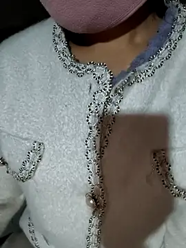 Snapshot of wbanykx2x chatting on January 14, 2026, 2:28 am wbanykx2x online show from January 14, 2026, 2:28 am