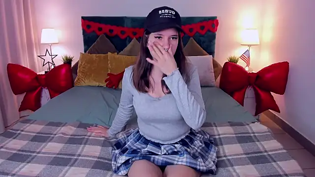 MollysMiawko online show from February 10, 2026, 8:29 am