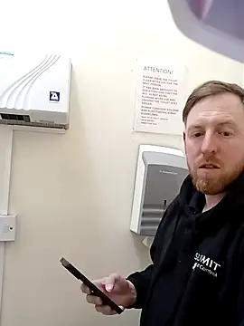 Hertsguy1984 online show from March 18, 2026, 1:47 pm