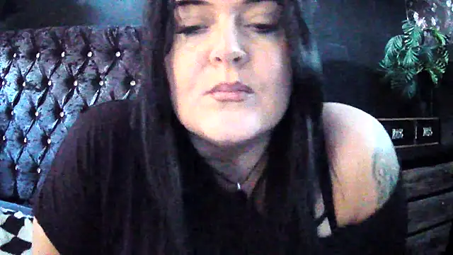 Snapshot of Miss_CurvesXXX chatting on January 15, 2026, 10:31 am Miss CurvesXXX online show from January 15, 2026, 10:31 am