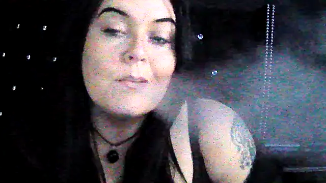 Snapshot of Miss_CurvesXXX chatting on January 17, 2026, 12:15 am Miss CurvesXXX online show from January 17, 2026, 12:15 am