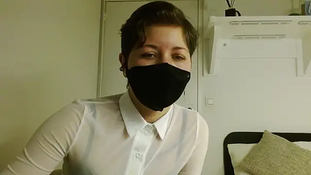 Alexxa XX online show from February 18, 2026, 2:57 pm