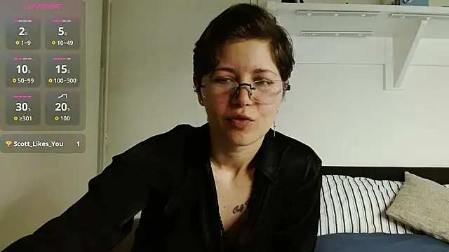 Alexxa XX online show from February 24, 2026, 9:02 pm