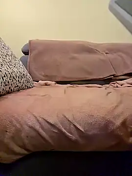 loflow69 online show from February 13, 2026, 8:49 pm