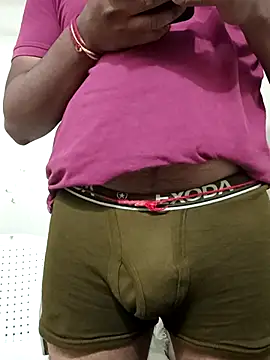 Snapshot of Kanna5115 chatting on February 5, 2026, 3:44 am Kanna5115 online show from February 5, 2026, 3:44 am