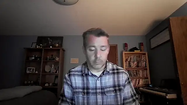 chrisw8140 online show from January 15, 2026, 2:38 am