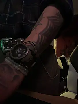 Snapshot of JoeyBlazy chatting on April 6, 2026, 4:10 am JoeyBlazy online show from April 6, 2026, 4:10 am