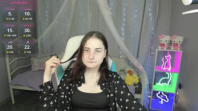 KiraDuvall online show from March 25, 2026, 2:45 pm