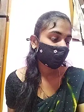 Tamil Hot RoyalQueen online show from April 3, 2026, 6:50 pm