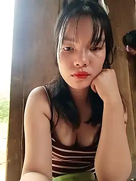 -Likin- online show from April 13, 2026, 11:54 pm