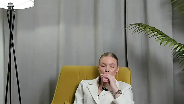 YenKaltenbach online show from January 13, 2026, 8:30 am