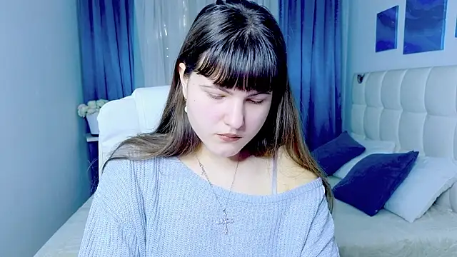 Snapshot of Miss__Poly chatting on February 4, 2026, 8:53 am Miss Poly online show from February 4, 2026, 8:53 am