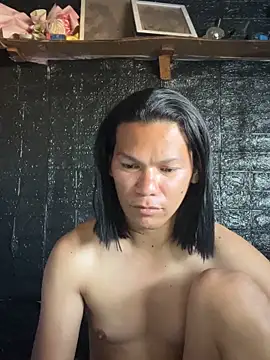 HugeAgatha online show from March 14, 2026, 11:10 pm