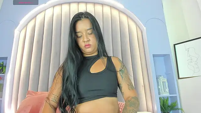 Snapshot of ChloeeMiller__ chatting on February 12, 2026, 11:49 am ChloeeMiller online show from February 12, 2026, 11:49 am