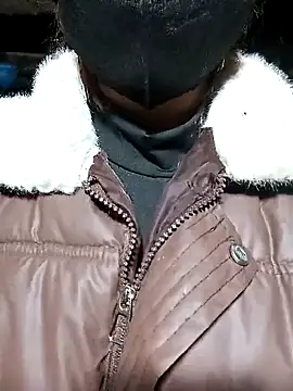 Snapshot of Bee_babie chatting on February 4, 2026, 2:23 pm Bee babie online show from February 4, 2026, 2:23 pm