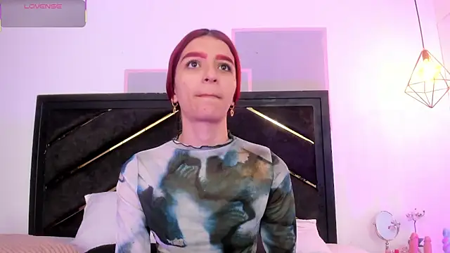 april jones05 online show from April 7, 2026, 12:05 pm