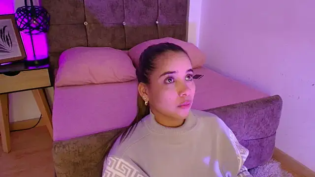 Lucy Carson  online show from March 31, 2026, 3:41 am