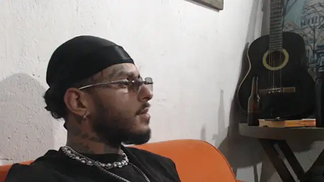 Snapshot of liyamjunior chatting on February 16, 2026, 5:58 am liyamjunior online show from February 16, 2026, 5:58 am