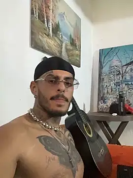 Snapshot of liyamjunior chatting on February 27, 2026, 5:57 pm liyamjunior online show from February 27, 2026, 5:57 pm