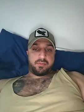 Mertozer01 online show from March 15, 2026, 4:51 am