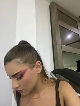 ivy-777 online show from February 14, 2026, 1:02 am