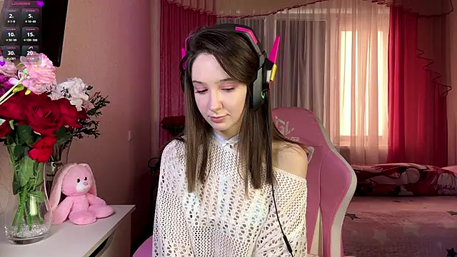 MarcelaBlas online show from April 13, 2026, 2:11 pm