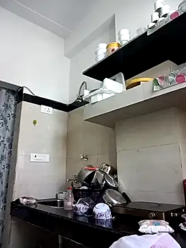 Your-Sasha7 online show from April 12, 2026, 5:56 am