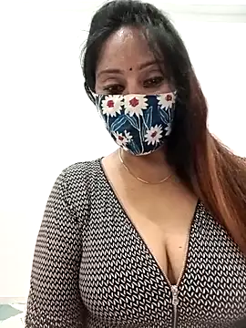 Your-Sasha7 online show from April 23, 2026, 12:29 pm