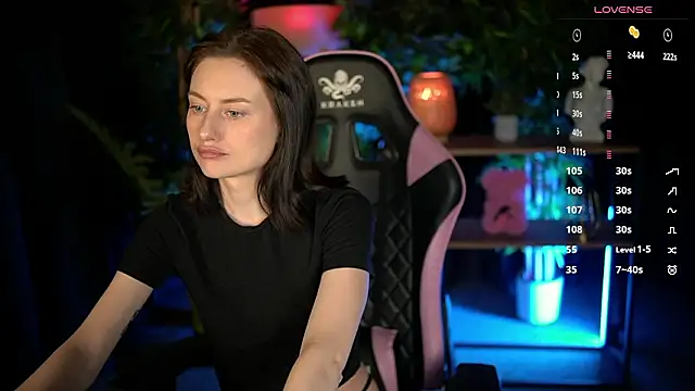 Snapshot of baby_luna_xo chatting on February 22, 2026, 5:33 pm baby luna xo online show from February 22, 2026, 5:33 pm