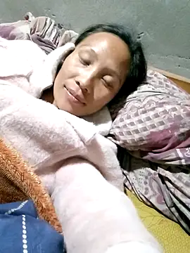 Snapshot of Diana-02 chatting on February 1, 2026, 11:53 am Diana-02 online show from February 1, 2026, 11:53 am