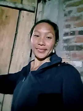 Snapshot of Diana-02 chatting on February 2, 2026, 12:04 pm Diana-02 online show from February 2, 2026, 12:04 pm