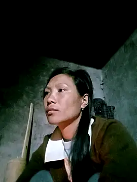 Snapshot of Diana-02 chatting on February 9, 2026, 9:41 pm Diana-02 online show from February 9, 2026, 9:41 pm