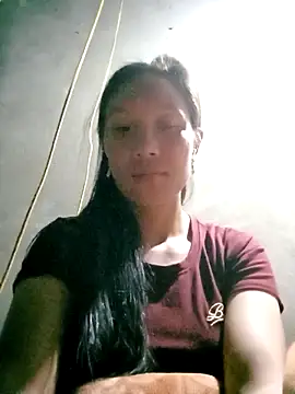 Snapshot of Diana-02 chatting on February 16, 2026, 11:01 pm Diana-02 online show from February 16, 2026, 11:01 pm