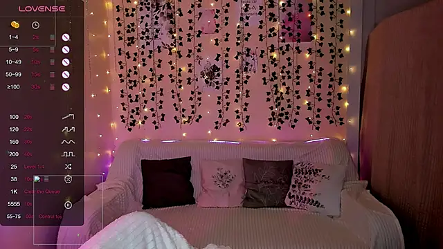 Lina Blossom online show from January 15, 2026, 8:19 am