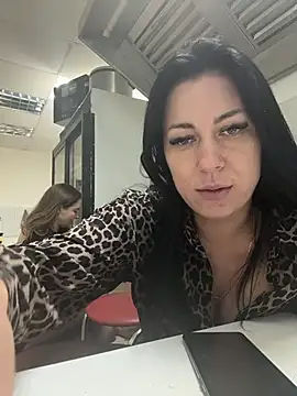  Mila Love online show from February 4, 2026, 5:52 pm