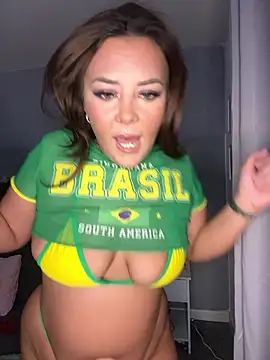 Snapshot of SexySkylarXOx chatting on January 15, 2026, 9:40 pm SexySkylarXOx online show from January 15, 2026, 9:40 pm