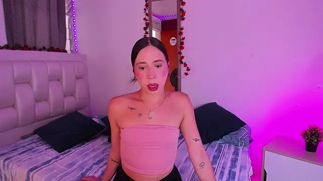 Snapshot of dirty_sexx_ chatting on February 6, 2026, 8:34 pm dirty sexx online show from February 6, 2026, 8:34 pm