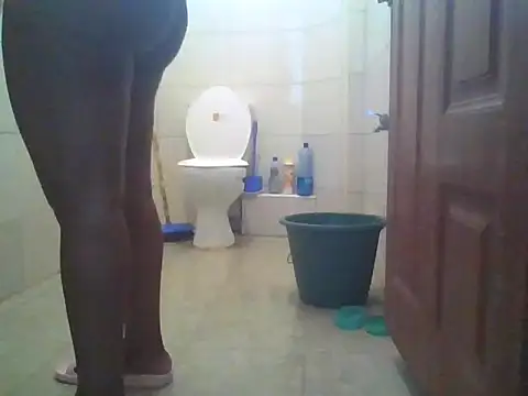 Snapshot of silk_seduction chatting on February 19, 2026, 2:35 pm silk seduction online show from February 19, 2026, 2:35 pm