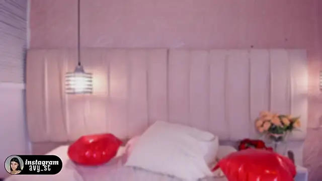 avy st online show from February 15, 2026, 3:47 am