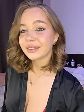 Snapshot of SilverHanna chatting on February 2, 2026, 11:25 pm SilverHanna online show from February 2, 2026, 11:25 pm